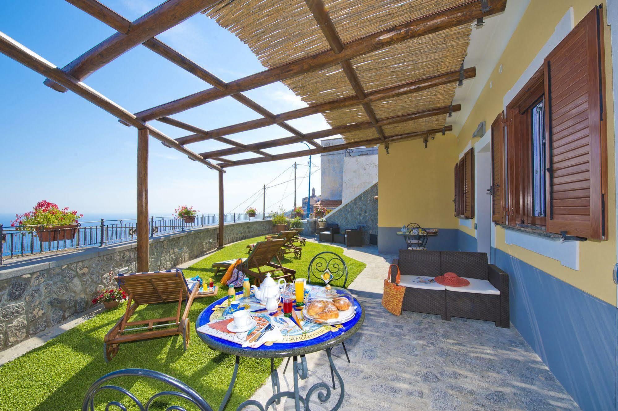 Bed and Breakfast La Mela Blu à Furore Extérieur photo